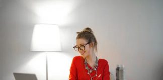 SME – ฟรีเซีย โดยนายวิเศษพร พิฑูรมานิต